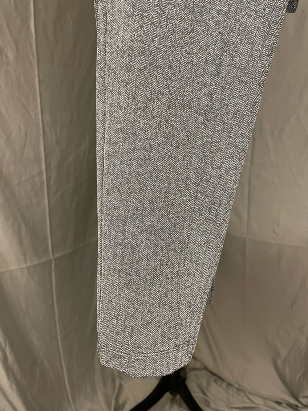 Athleta Gray Herringbone Performance Leggings - Picture 8 of 10